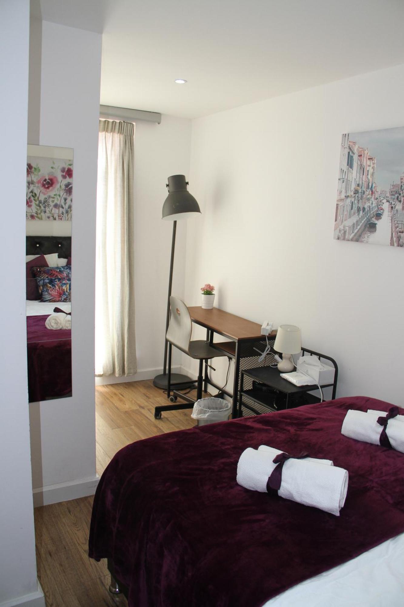 Euston Station Private Bedrooms 2 Min Walk 1 London